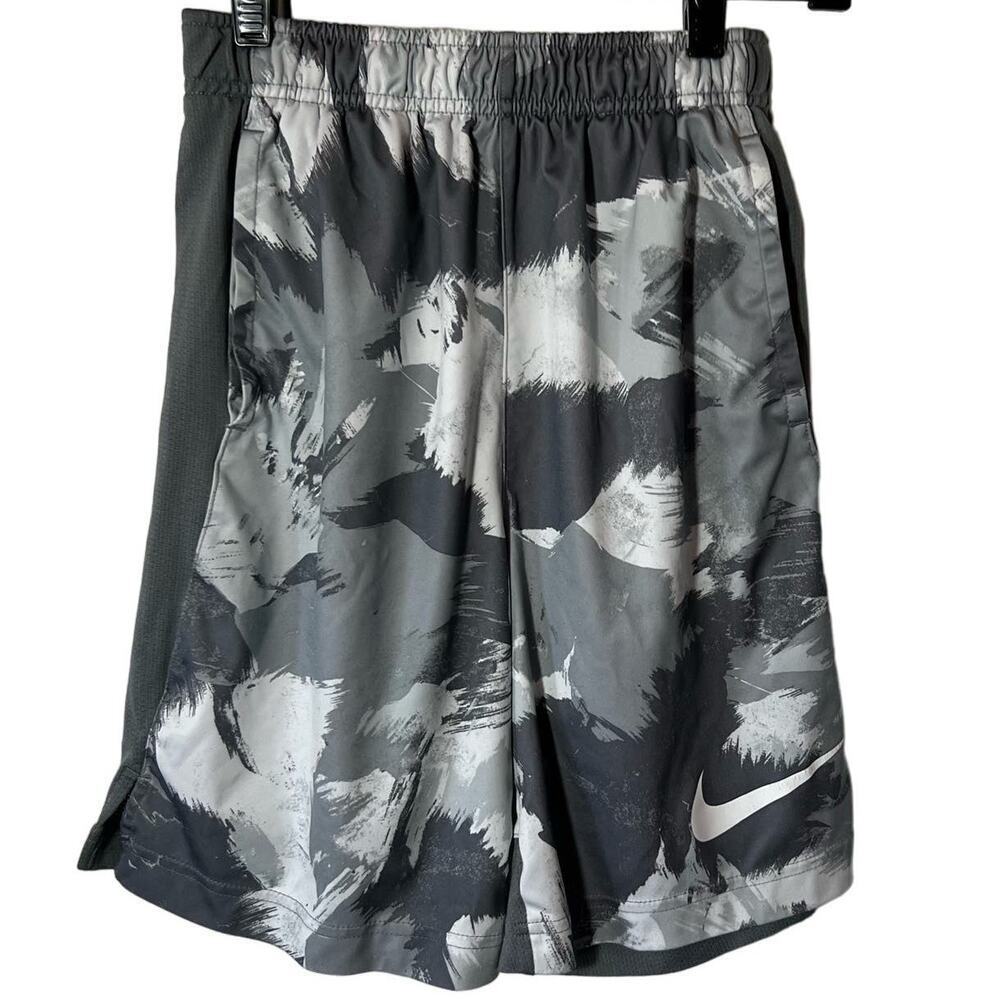 NIKE Boys Youth Brief‎ Lined Camoflauge Running Shorts Standard Fit Sz M